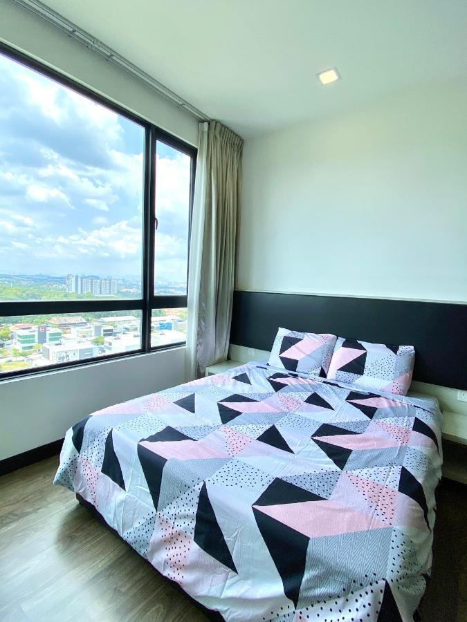 קאג'אנג Landmark Residence 2, Studio For 2 Pax, High Floor, Nice View, Free Parking, Budget Stay מראה חיצוני תמונה
